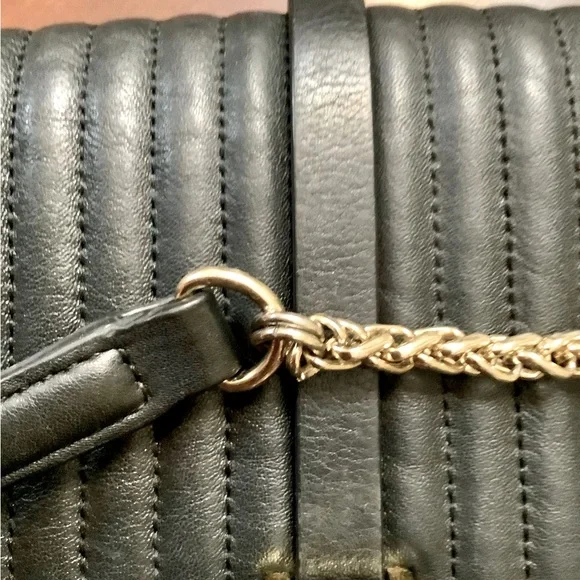 VINCE CAMUTO LEATHER SHOULDER BAG - Picture 4 of 13